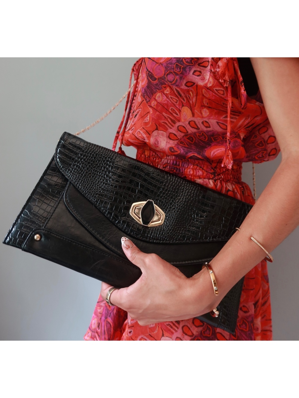 Black Croc Embossed Patent Envelope Clutch Gold Chain Bag